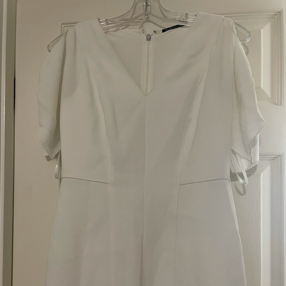 Elie Tahari V-neck open sleeve dress - Picture 3 of 16